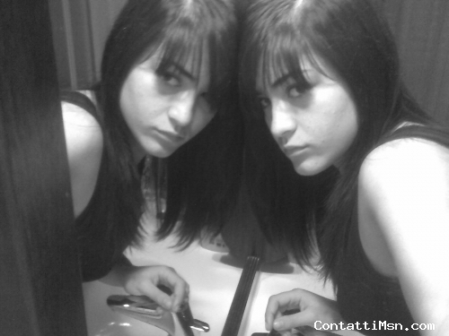 sweet_hysteric - Crotone